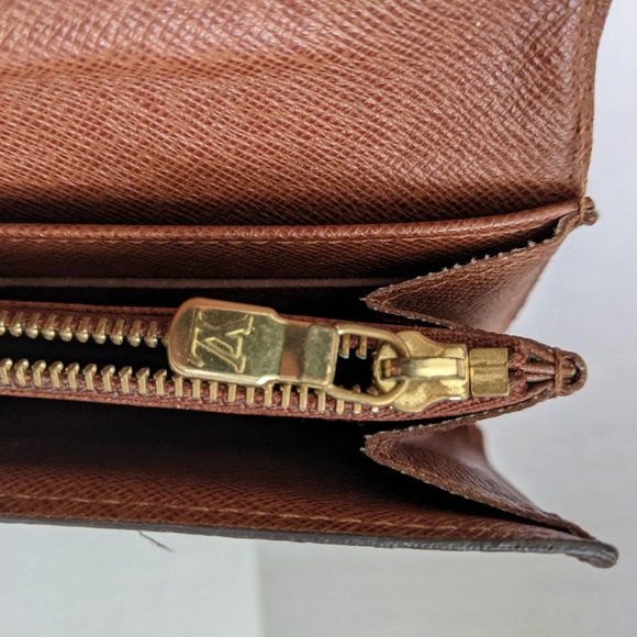 Authentic Louis Vuitton Wallet - long snap - Picture 7 of 7